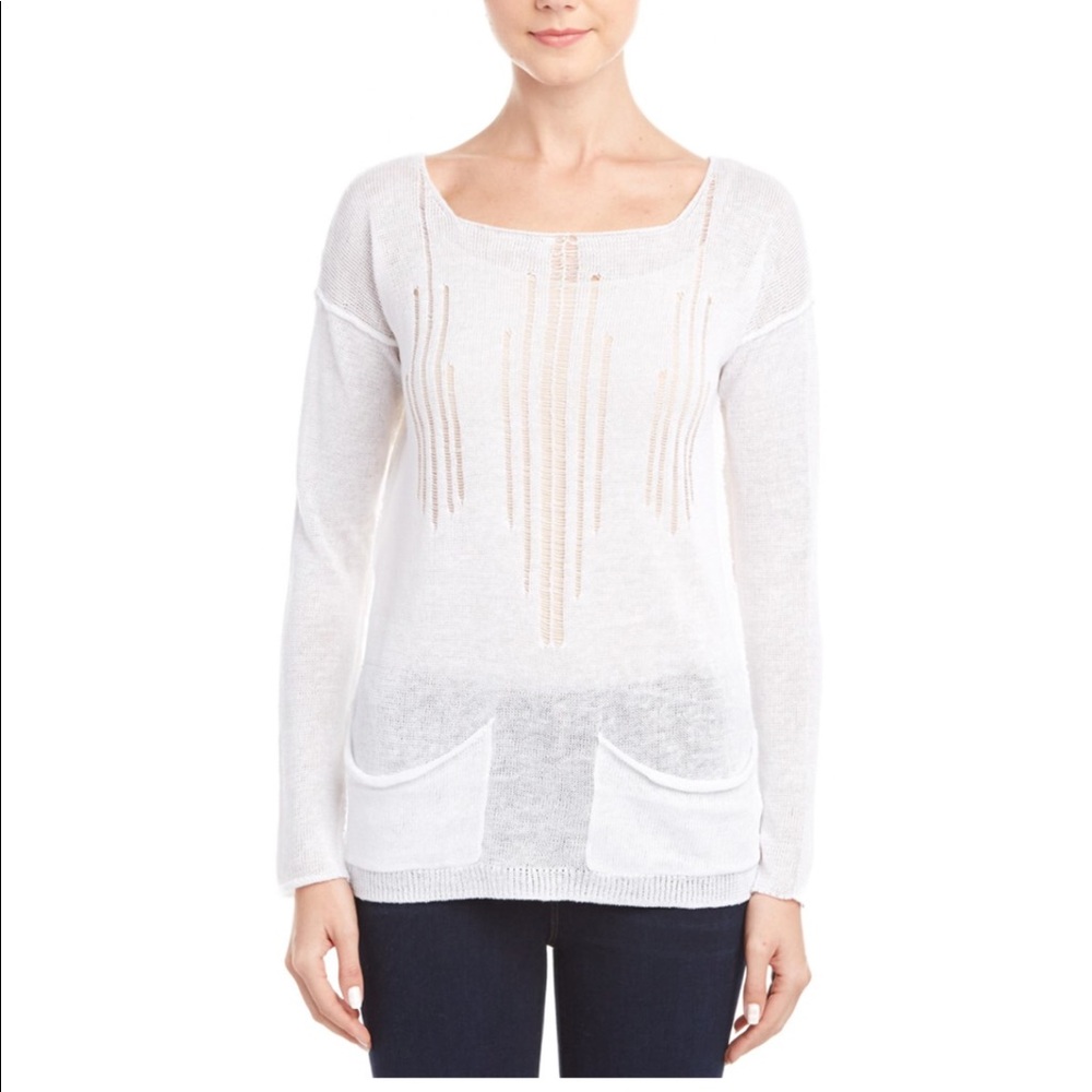 A NWT Lisa Todd sweater. White.Size Small.